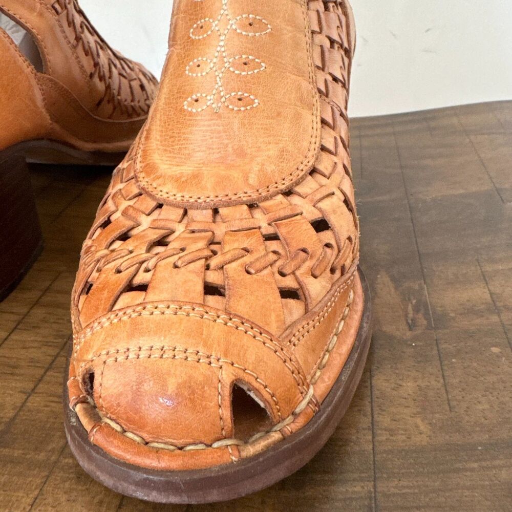 Pikolinos Spain Handcrafted Leather Booties EU 39 Brown Boho Heels Woven Cutout - Picture 13 of 16